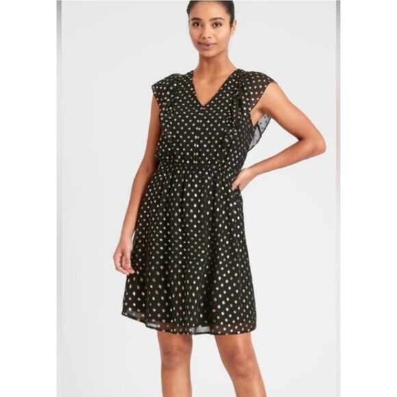 Banana Republic Women's Gold Metallic Polka Dot Black Fit Flare Dress Size S - Picture 1 of 9